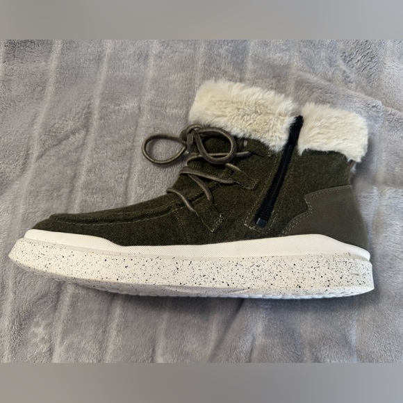 Romika Helsinki 01 Olive Faux Fur Boot Sneaker EU 37 US 6 to 6.5 - Picture 10 of 11